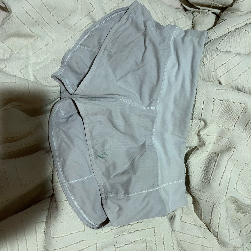 Lululemon Off White Shorts Size 6